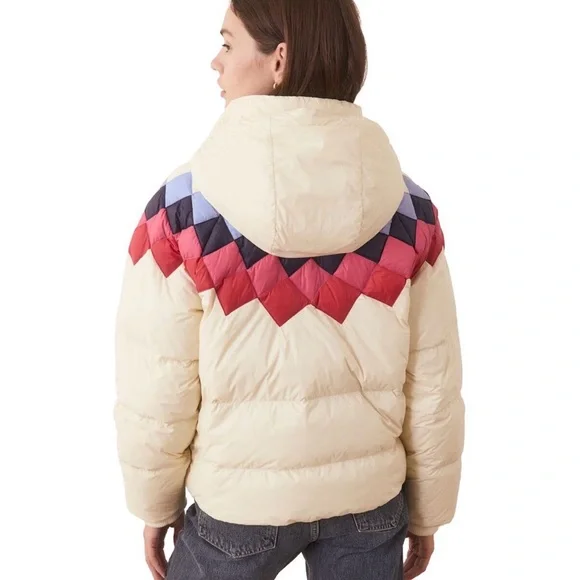 Marine Layer Women’s puffer Jacket - Picture 3 of 3
